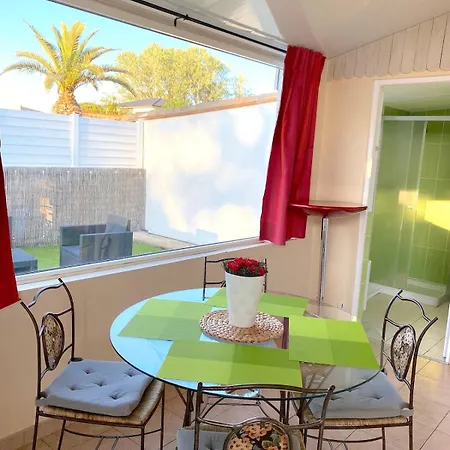 Carla F2 Piscine Privée Clim Au Calme 3 Pers Max Grau D Agde Casa vacanze *